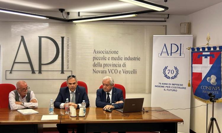 ASSEMBLEA API PARTE PRIVATA API Novara VCO e Vercelli:  Approvato all’unanimità il Bilancio 2023 INTERVENTO DEL PRESIDENTE DI CONFAPI PIEMONTE E DI VERTICI DI API TORINO