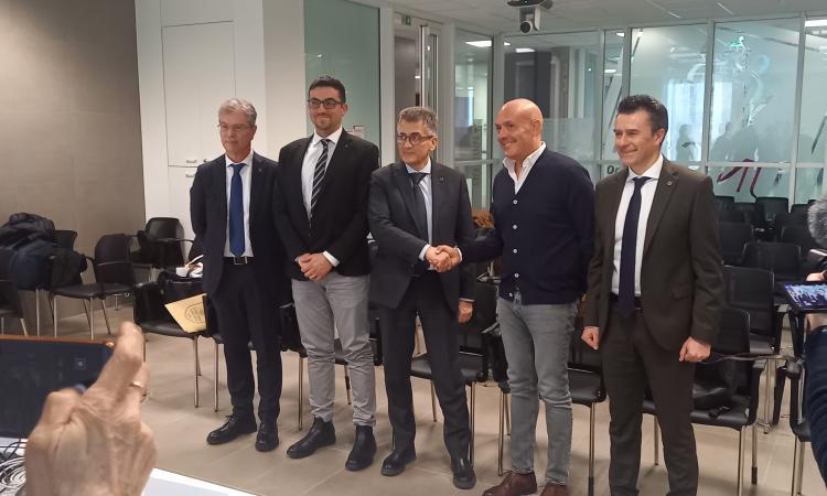 FIRMATO L’ACCORDO QUADRO TRA UNIVERSITA’ DI CAMERINO E CONFAPI INDUSTRIA ANCONA: NUOVE OPPORTUNITA’ PER IMPRESE DEL TERRITORIO E GIOVANI TALENTI