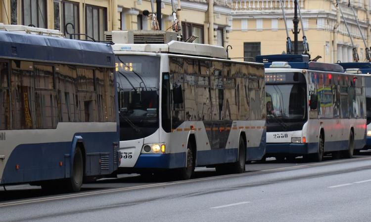 Autobus elettrici: incentivi per le Pmi. Domande dal 25 luglio